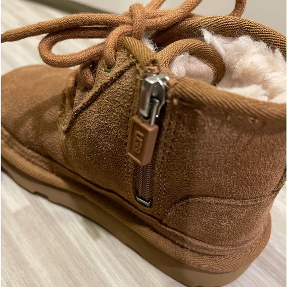 Neumel II UGG Boot - Picture 4 of 11